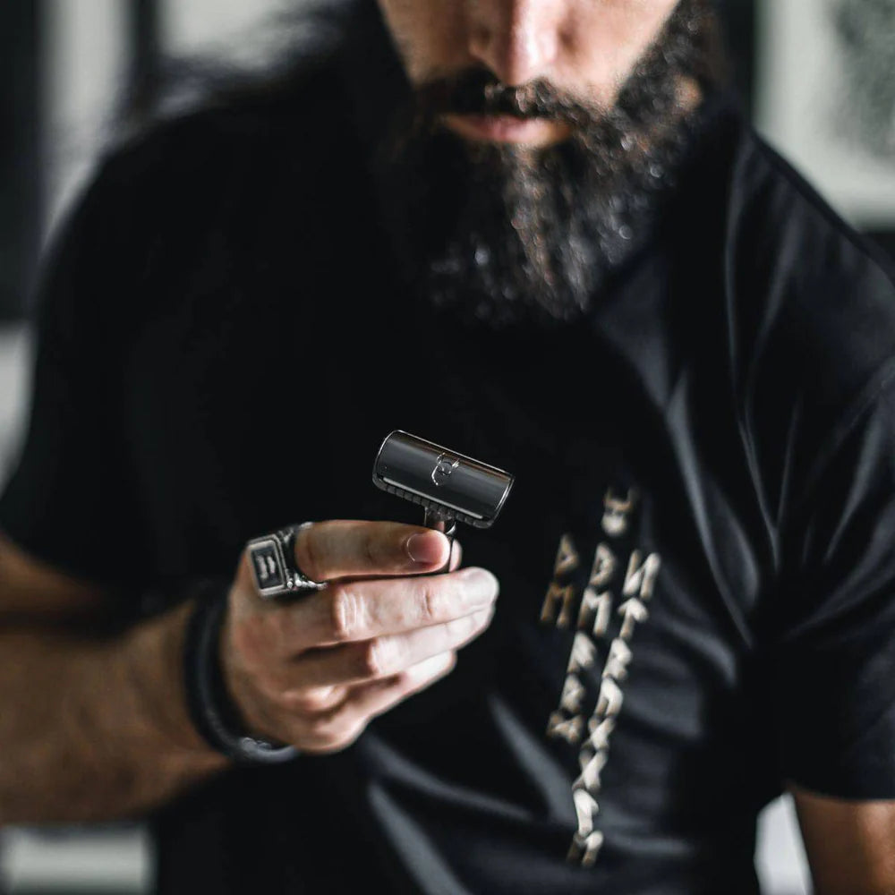 DVIAŠMENIS SKUSTUVAS SEAX - THE BEARD STRUGGLE